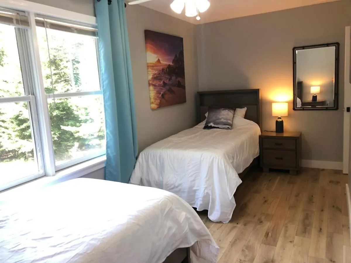 Villa The Mighty Oaks Retreat,modern House Acadia Mdi