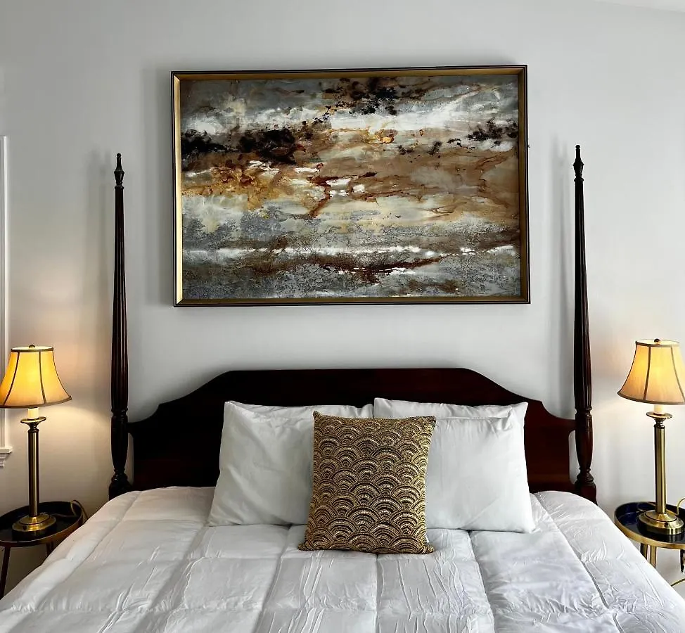 Hotel Queen Anne's Revenge