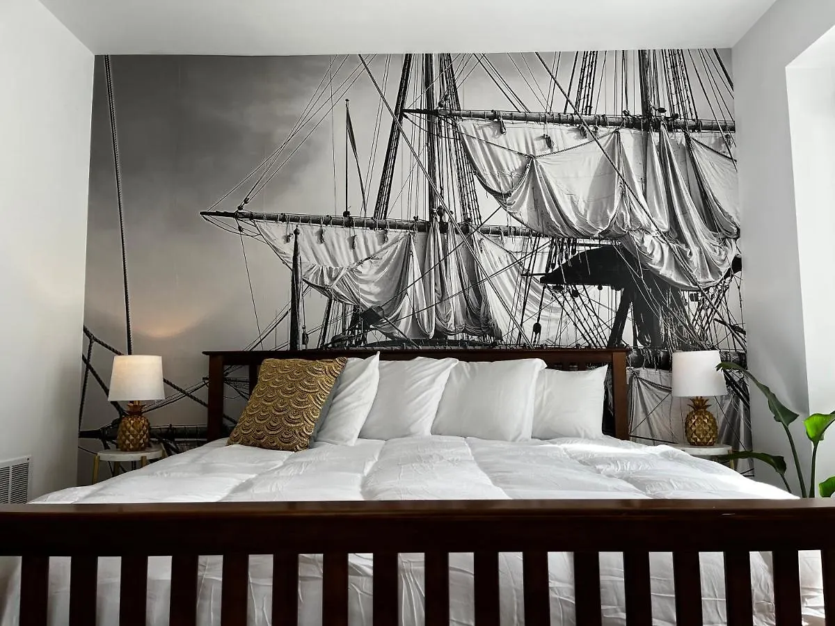 Queen Anne's Revenge Otel