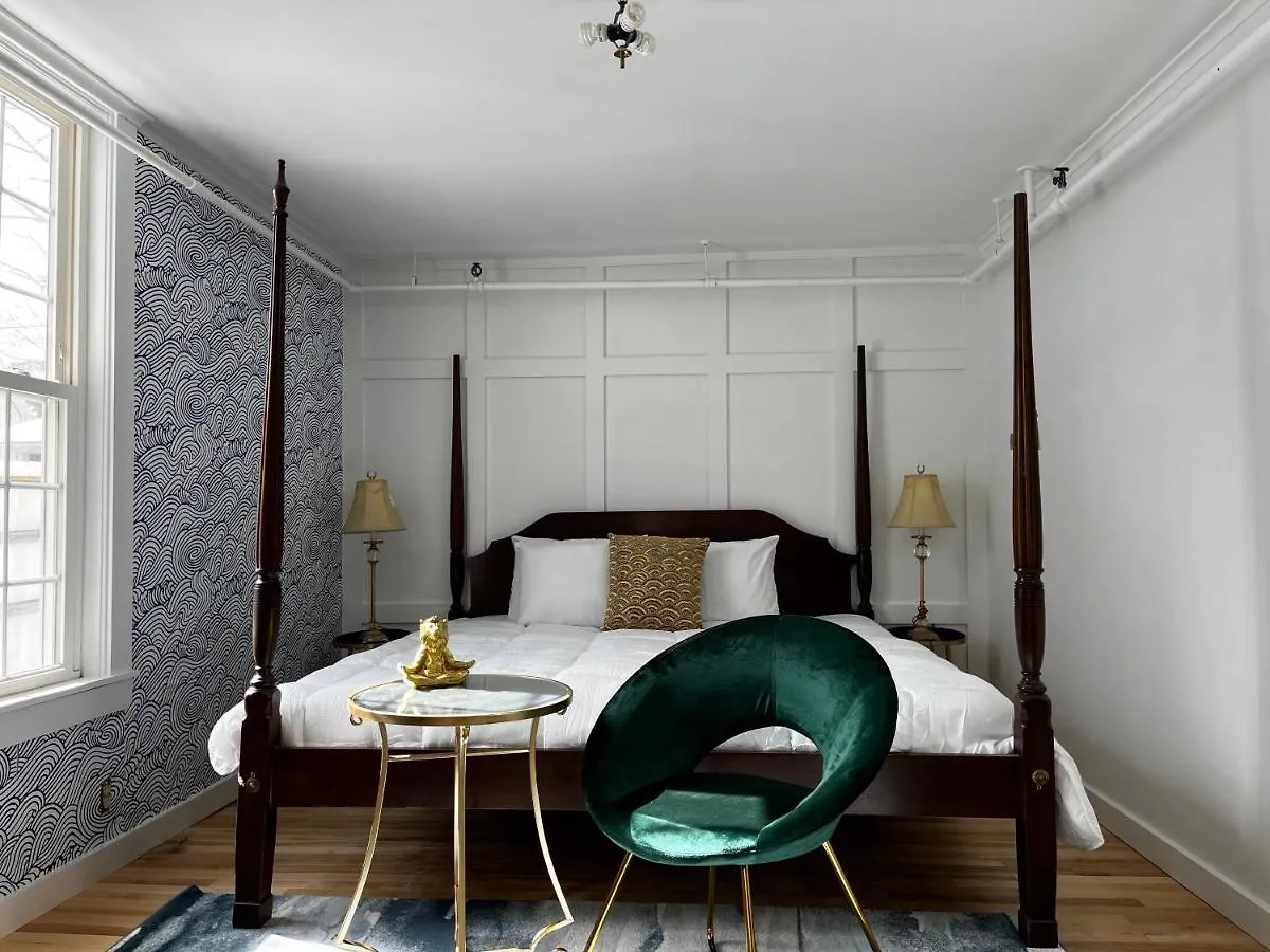Queen Anne's Revenge Otel