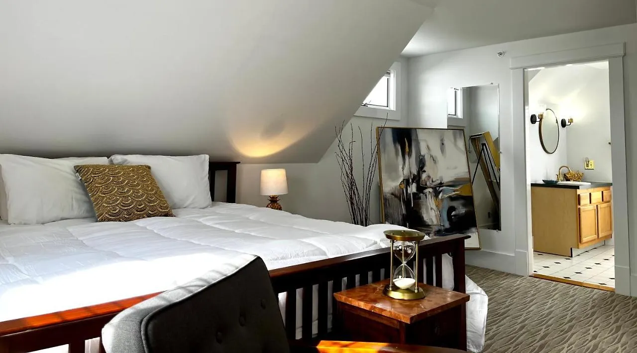 Queen Anne's Revenge Otel