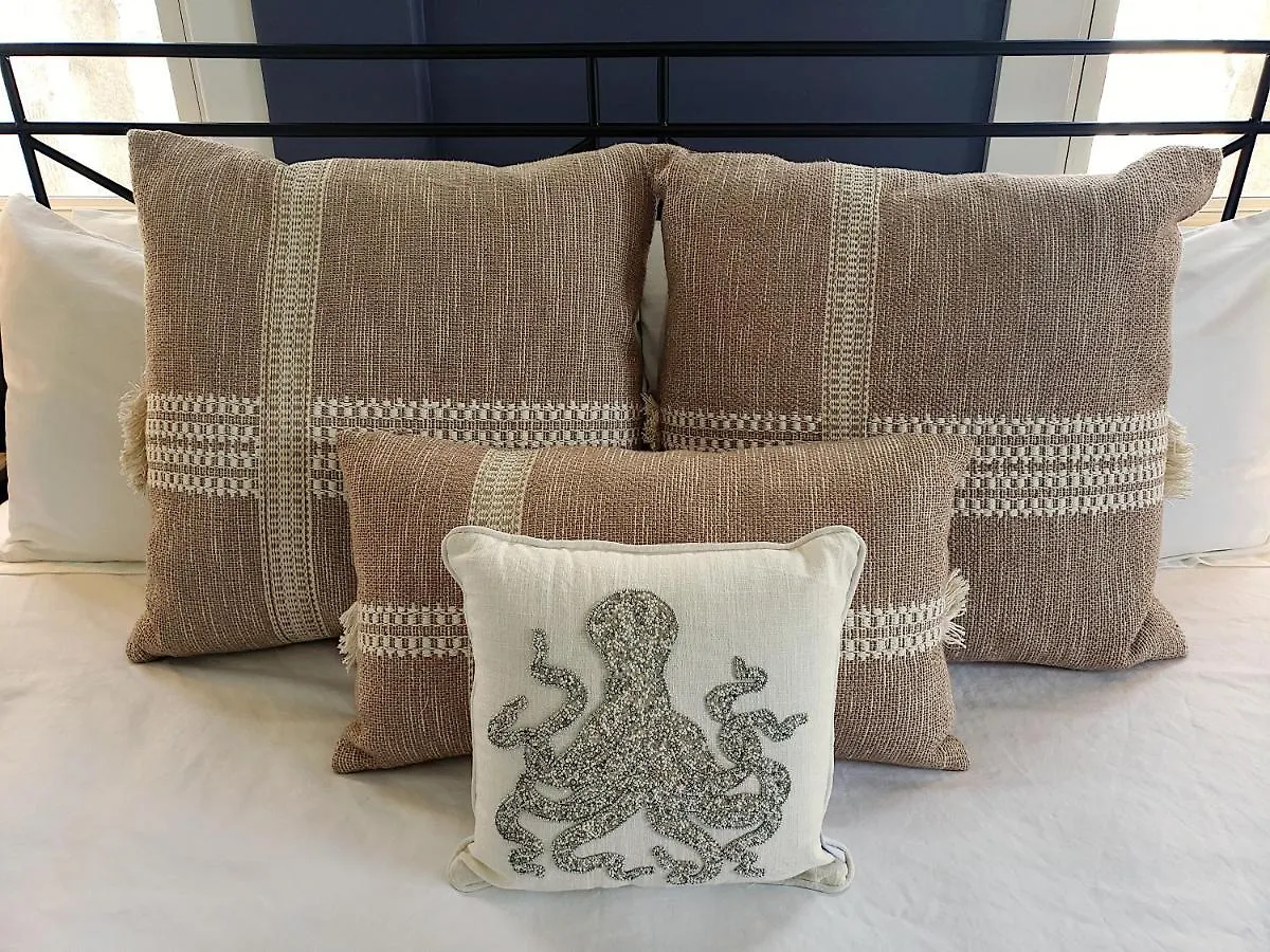 Inn Little Fig