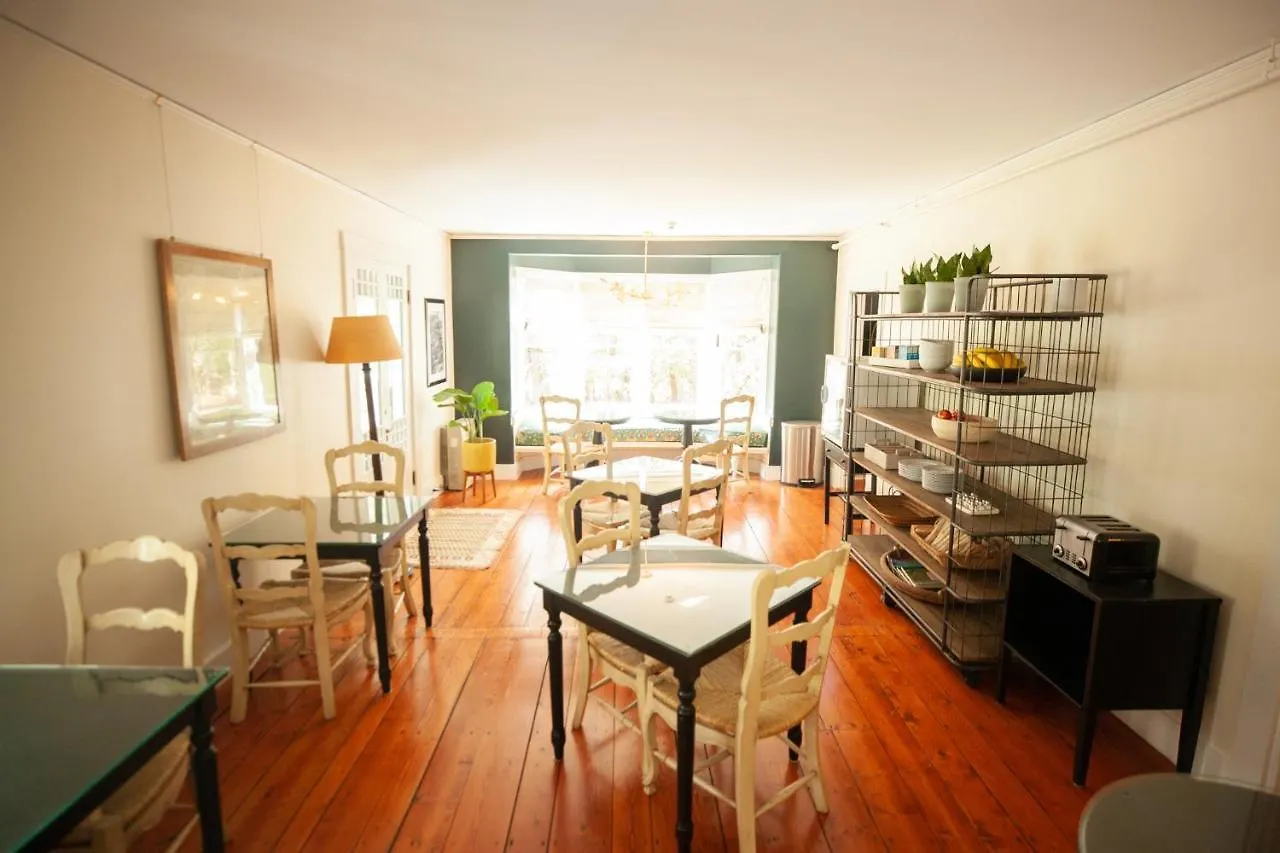B&B Yellow House 3*