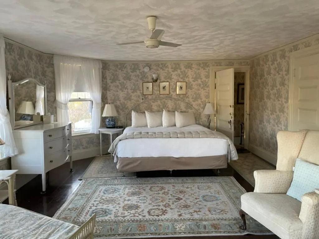 Moseley And The Town Bed & Breakfast