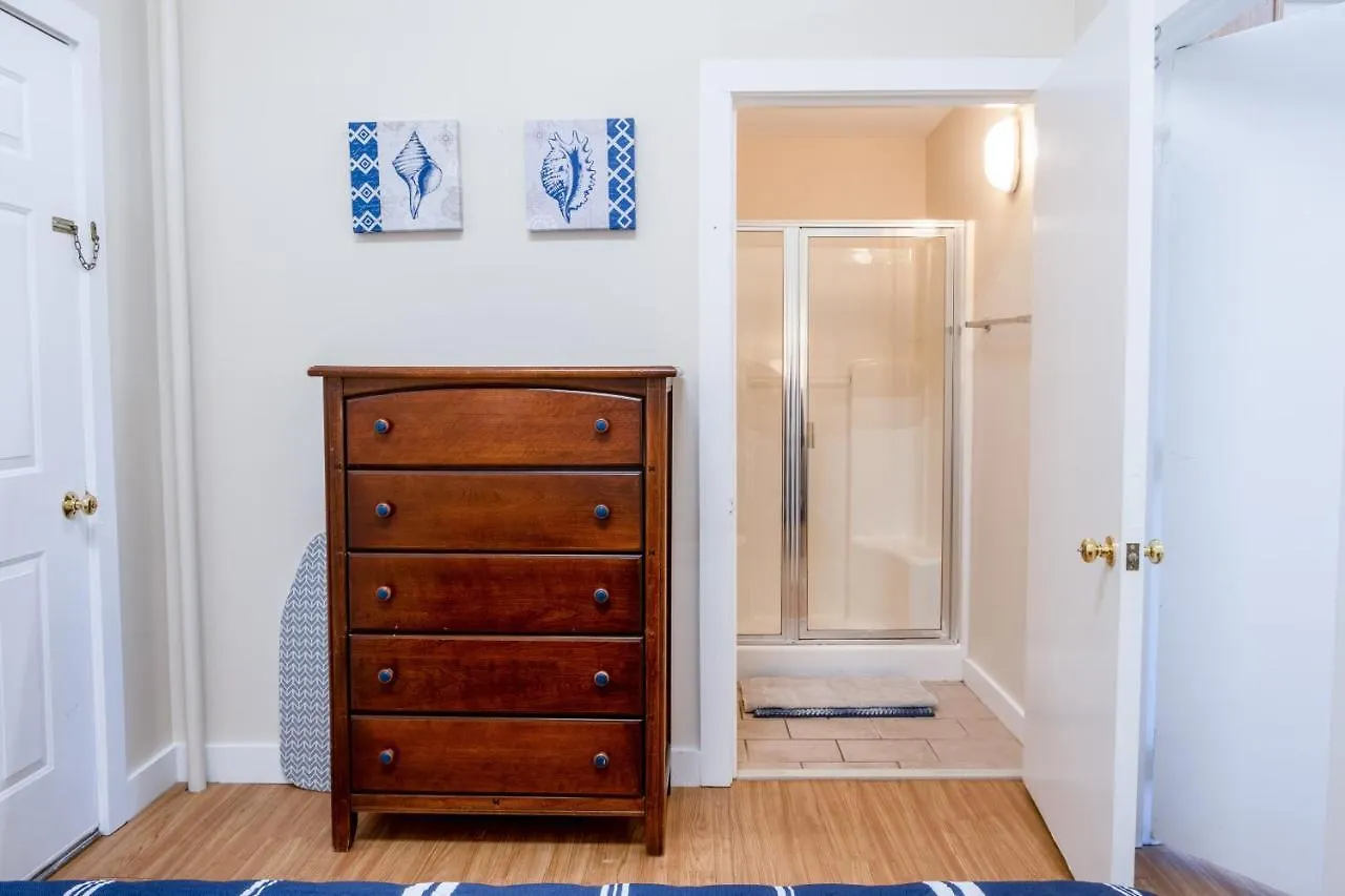 Downtown In Apartment *