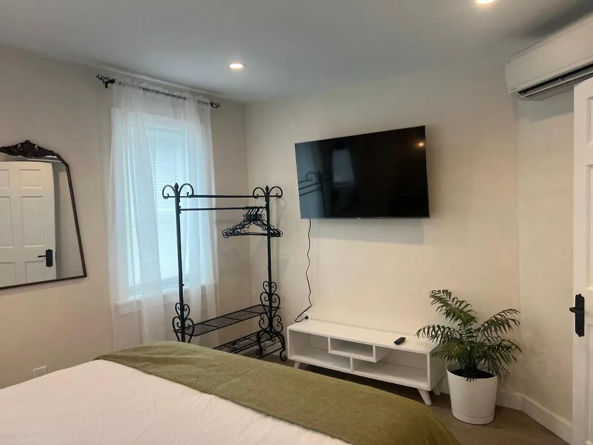 The Reminisce Vacation 5br/3bt,downtown Bh 바 하버