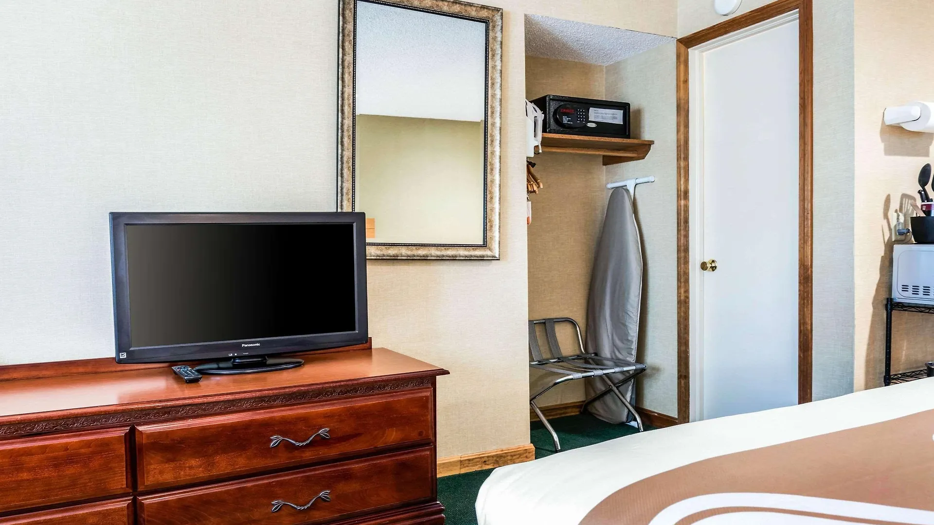 Seasider Hotel