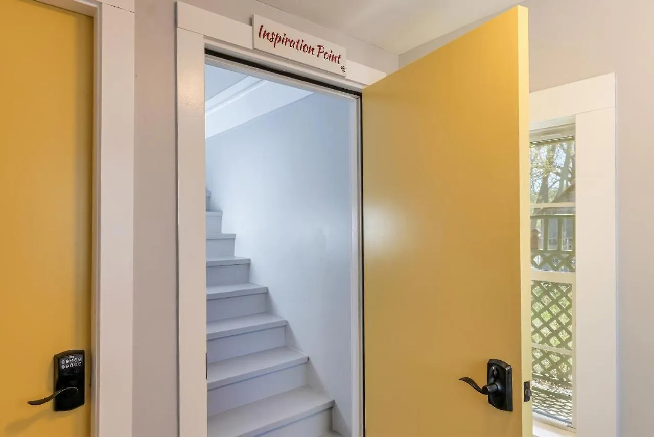 Cozy 1 Bedroom In The Center Of Bh! Inspiration Point