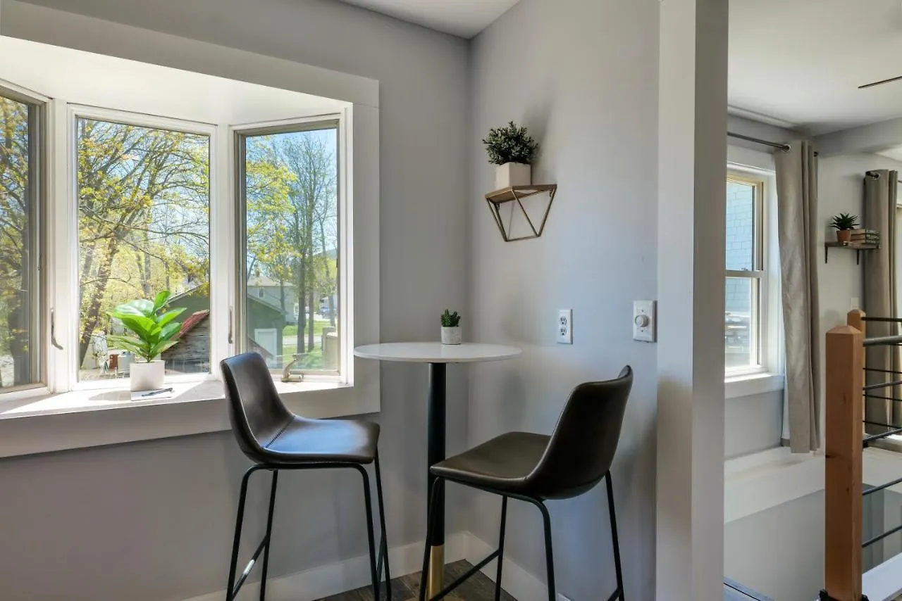 Cozy 1 Bedroom In The Center Of Bh! Inspiration Point Apartment