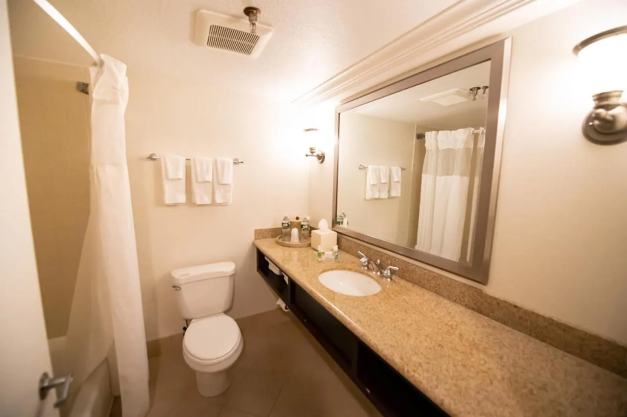 Regency By Ihg Resort 4*