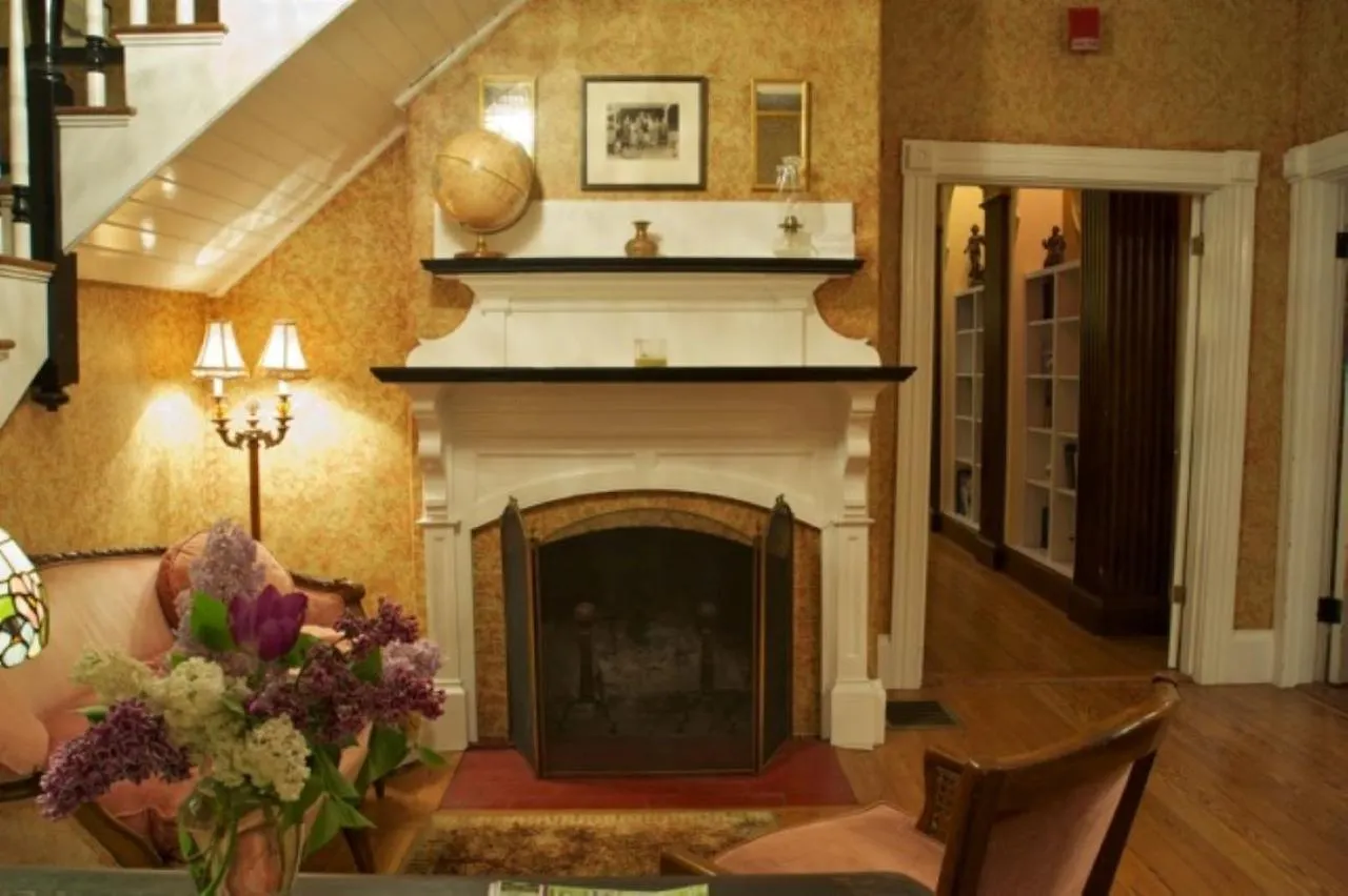 אורחן House