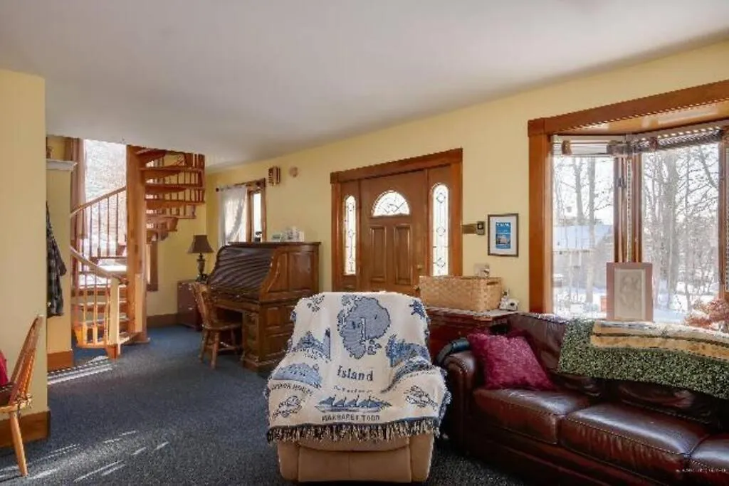3 Bedroom 2 Bath Carriage House Bar Harbor