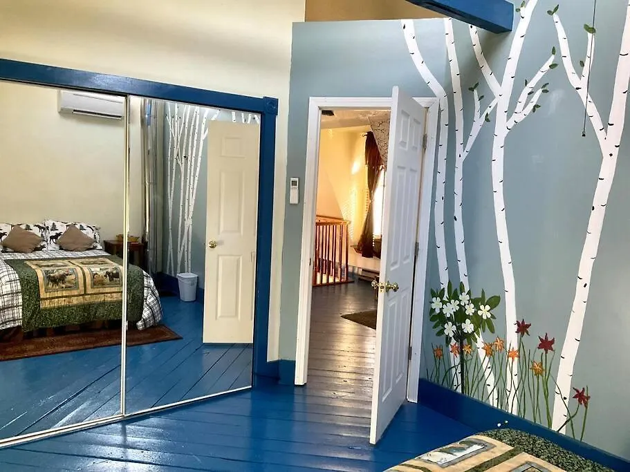 3 Bedroom 2 Bath Carriage House