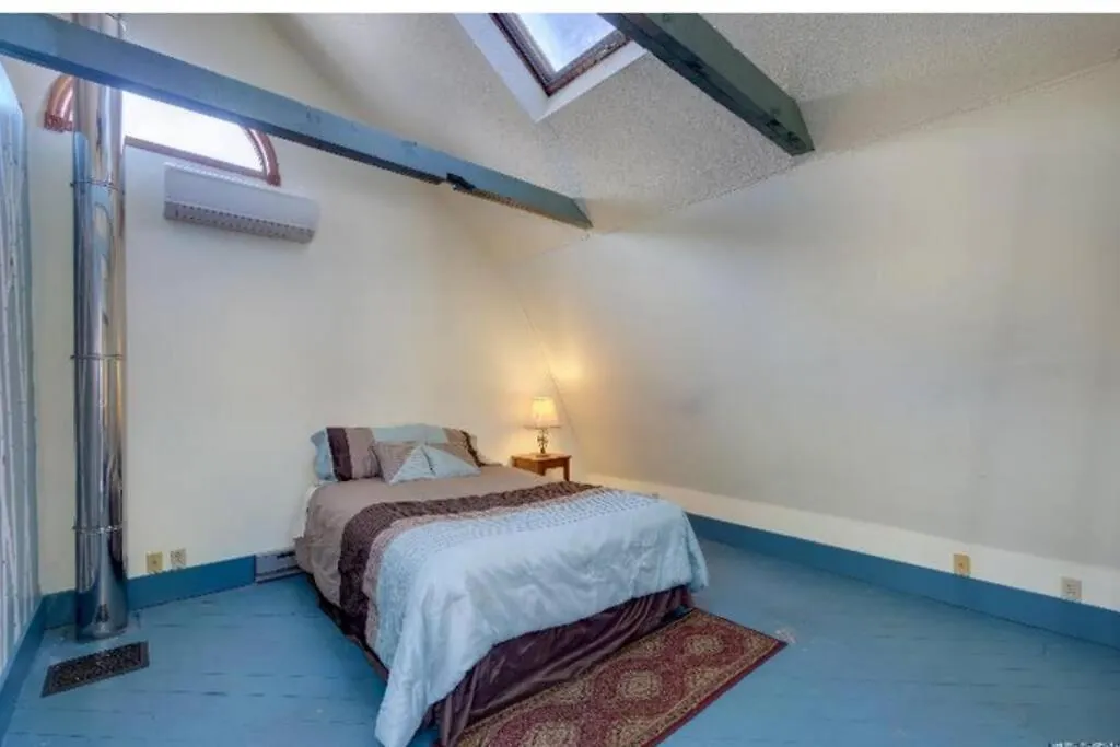 3 Bedroom 2 Bath Carriage House * Bar Harbor