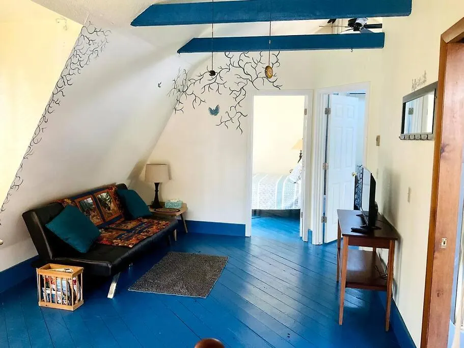 3 Bedroom 2 Bath Carriage House Holiday home Bar Harbor