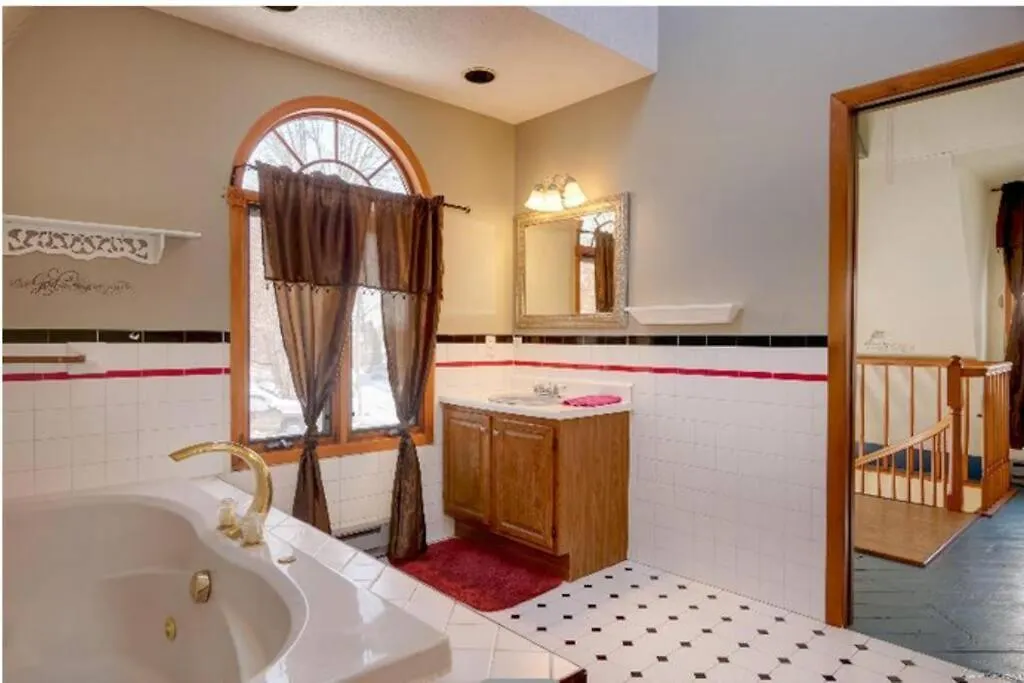 Holiday home 3 Bedroom 2 Bath Carriage House