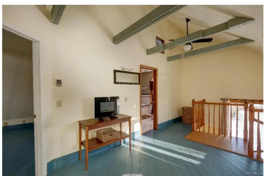 3 Bedroom 2 Bath Carriage House * Bar Harbor
