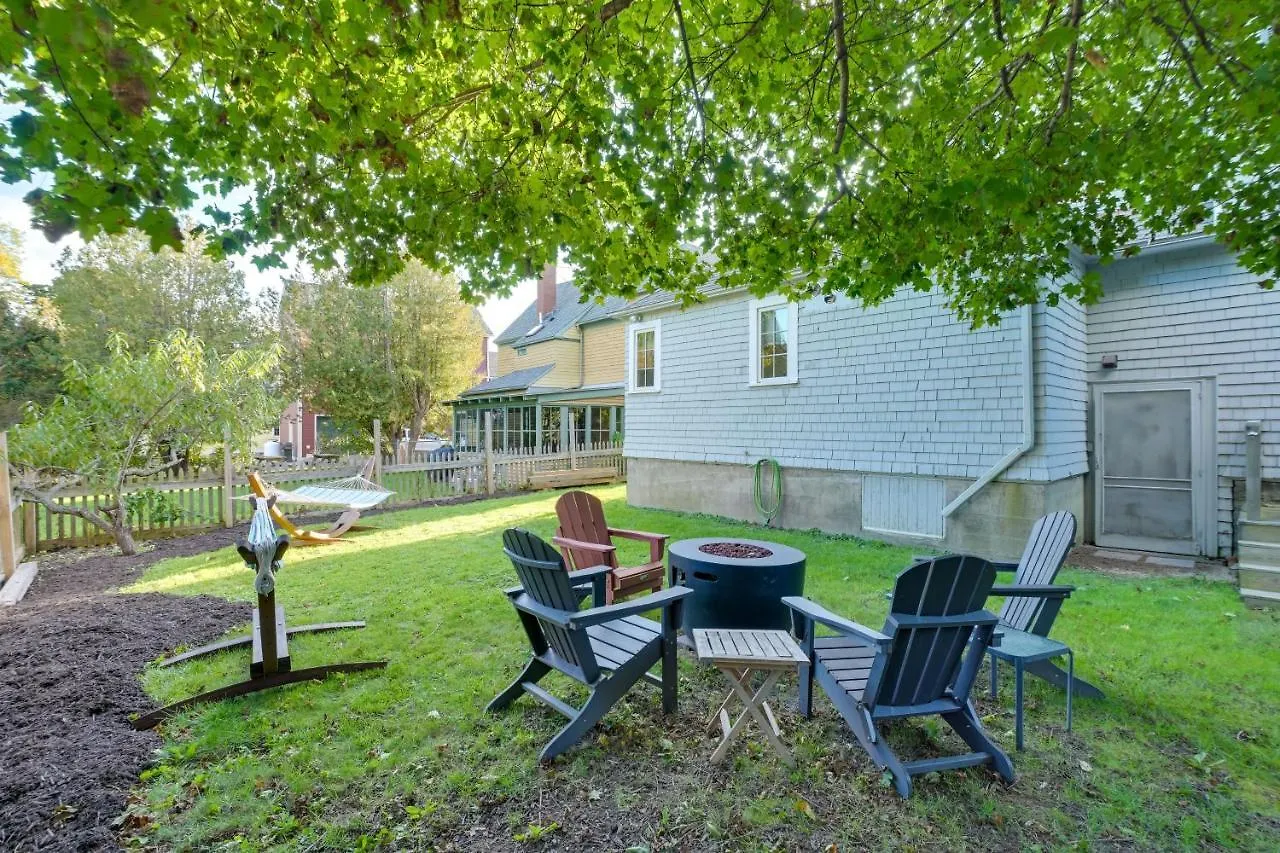 Historic About 2 Blocks To Main St! Holiday home *