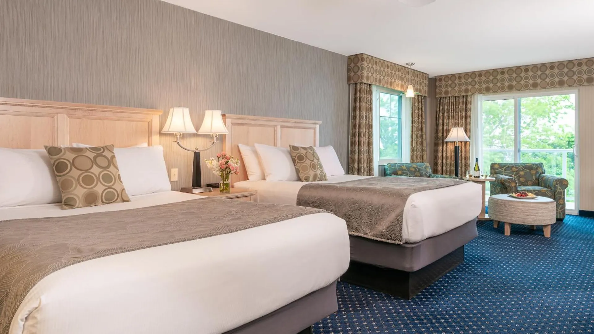 Atlantic Oceanside & Conference Center Otel