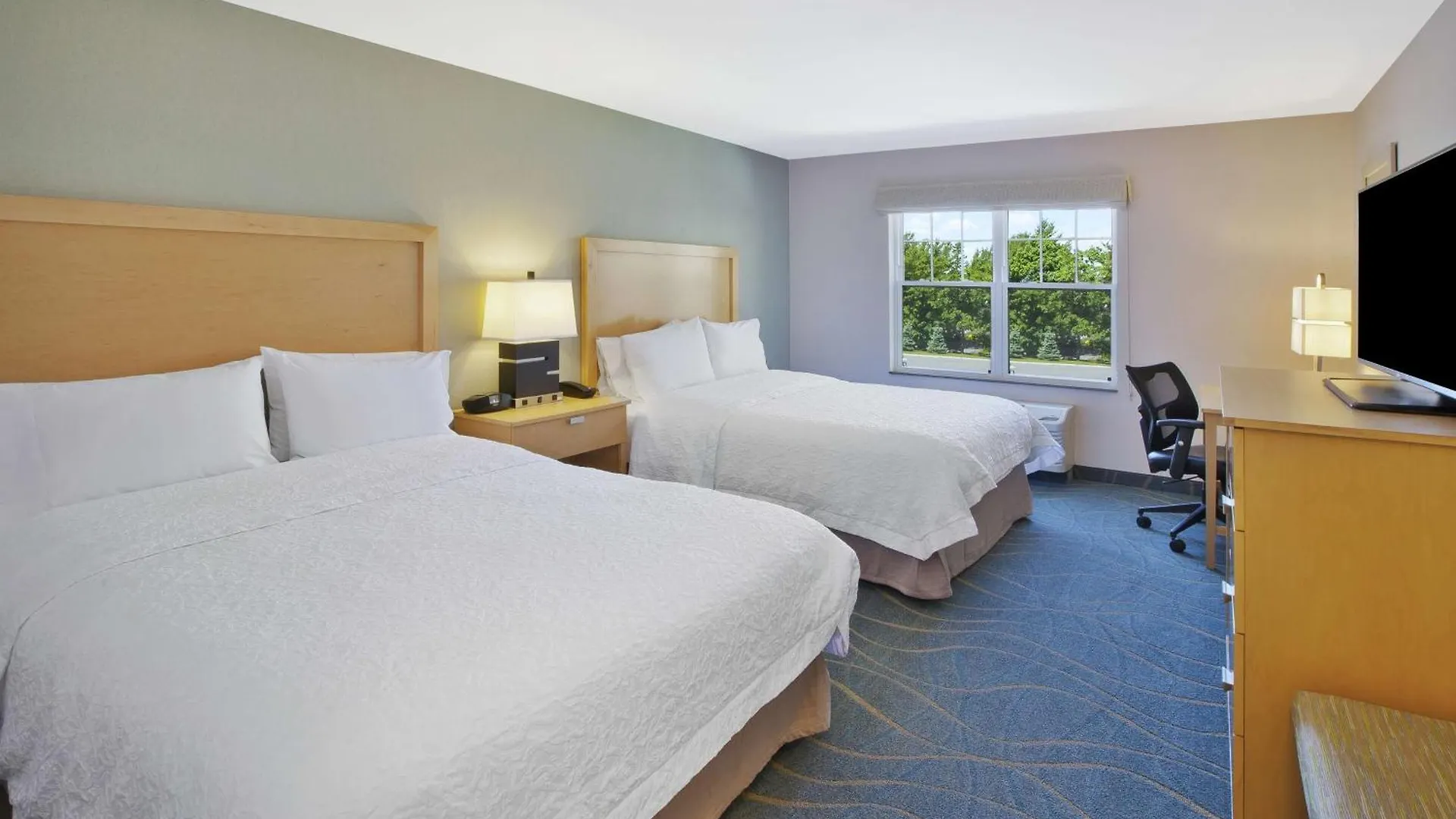Hotel Hampton