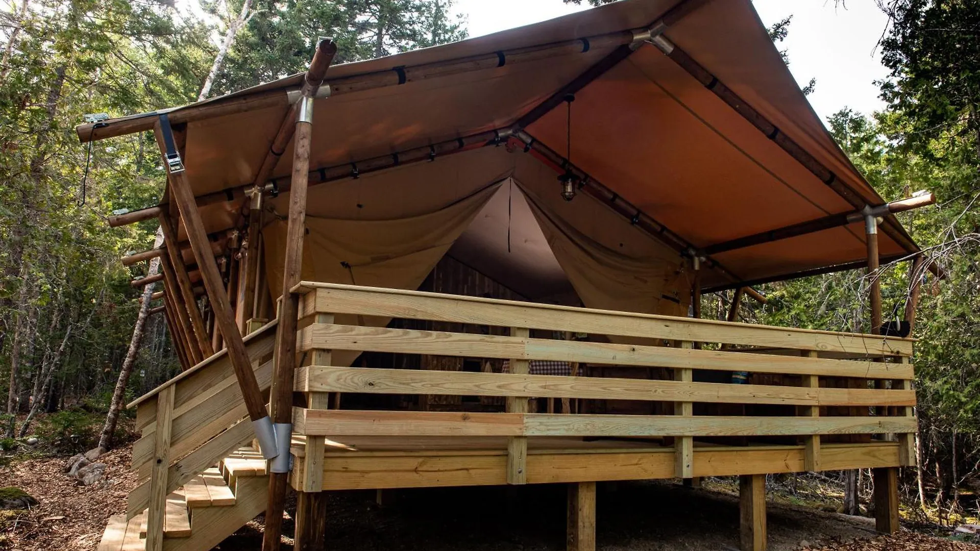 Woods Of Eden Glampground Luxury tent Bar Harbor