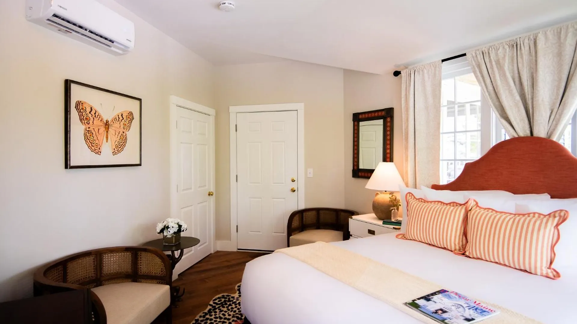Bed & Breakfast Cleftstone Inn