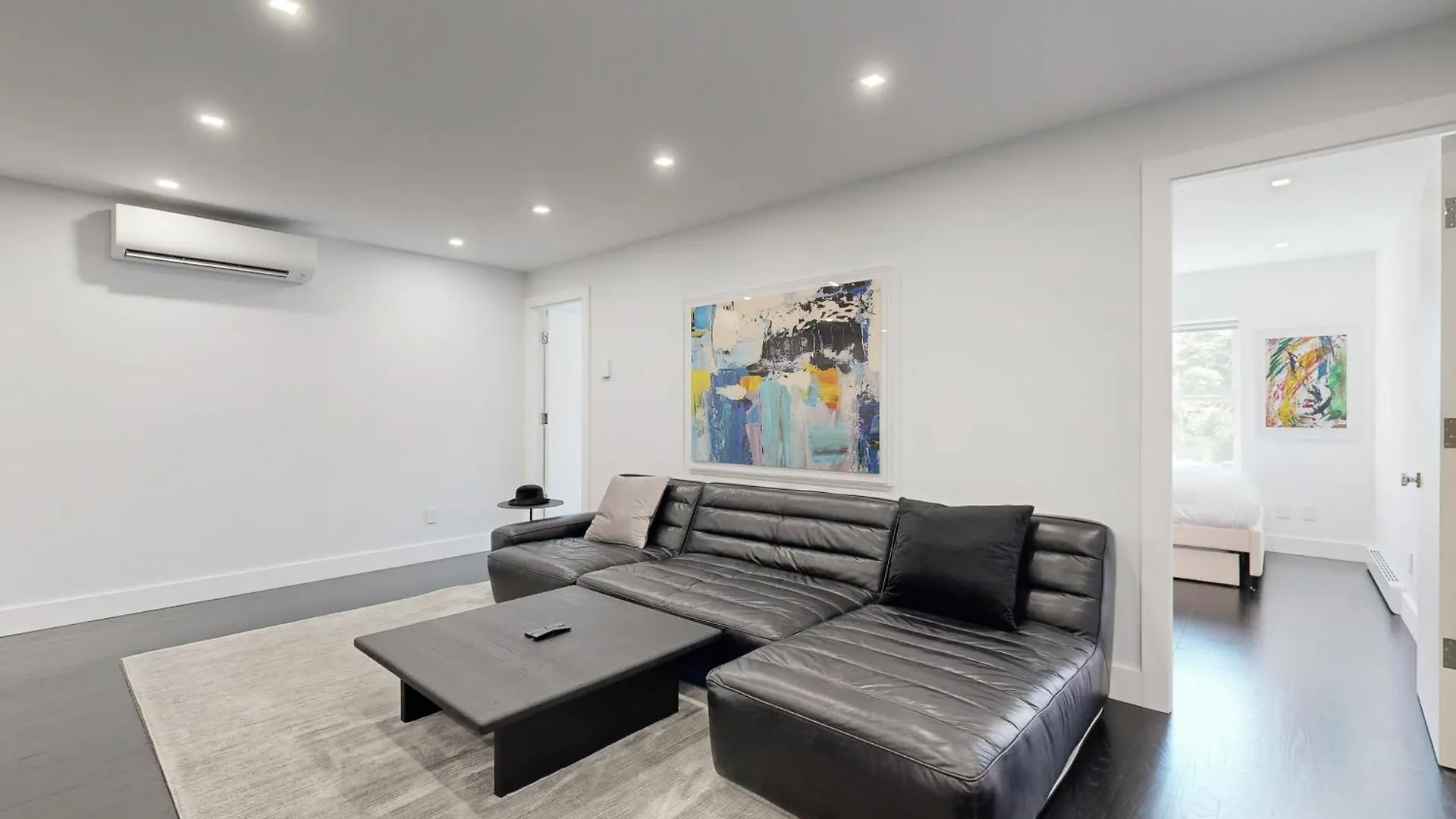 Apartment The 1-main St
