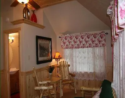 Apartment Hinckleys