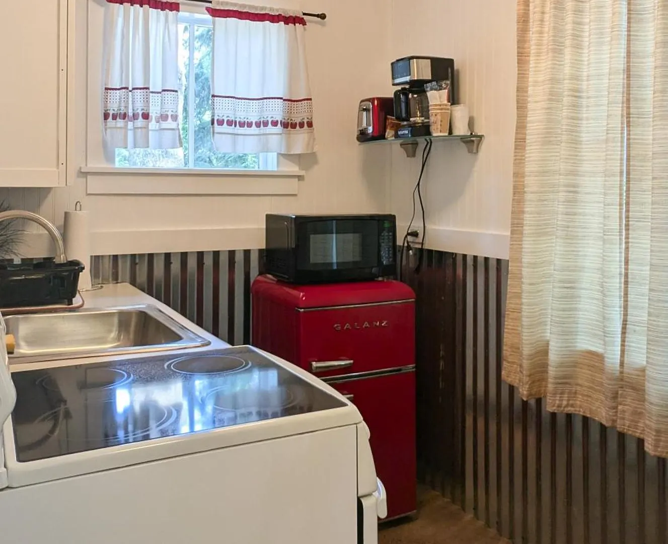 Motel Hinckleys Dreamwood *