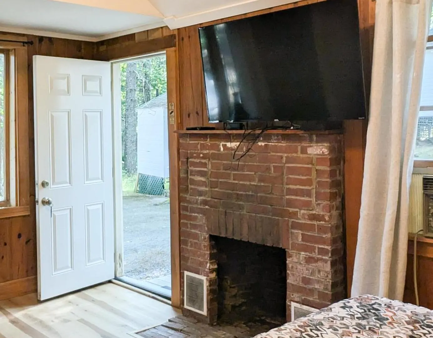 Hinckleys Dreamwood * Bar Harbor