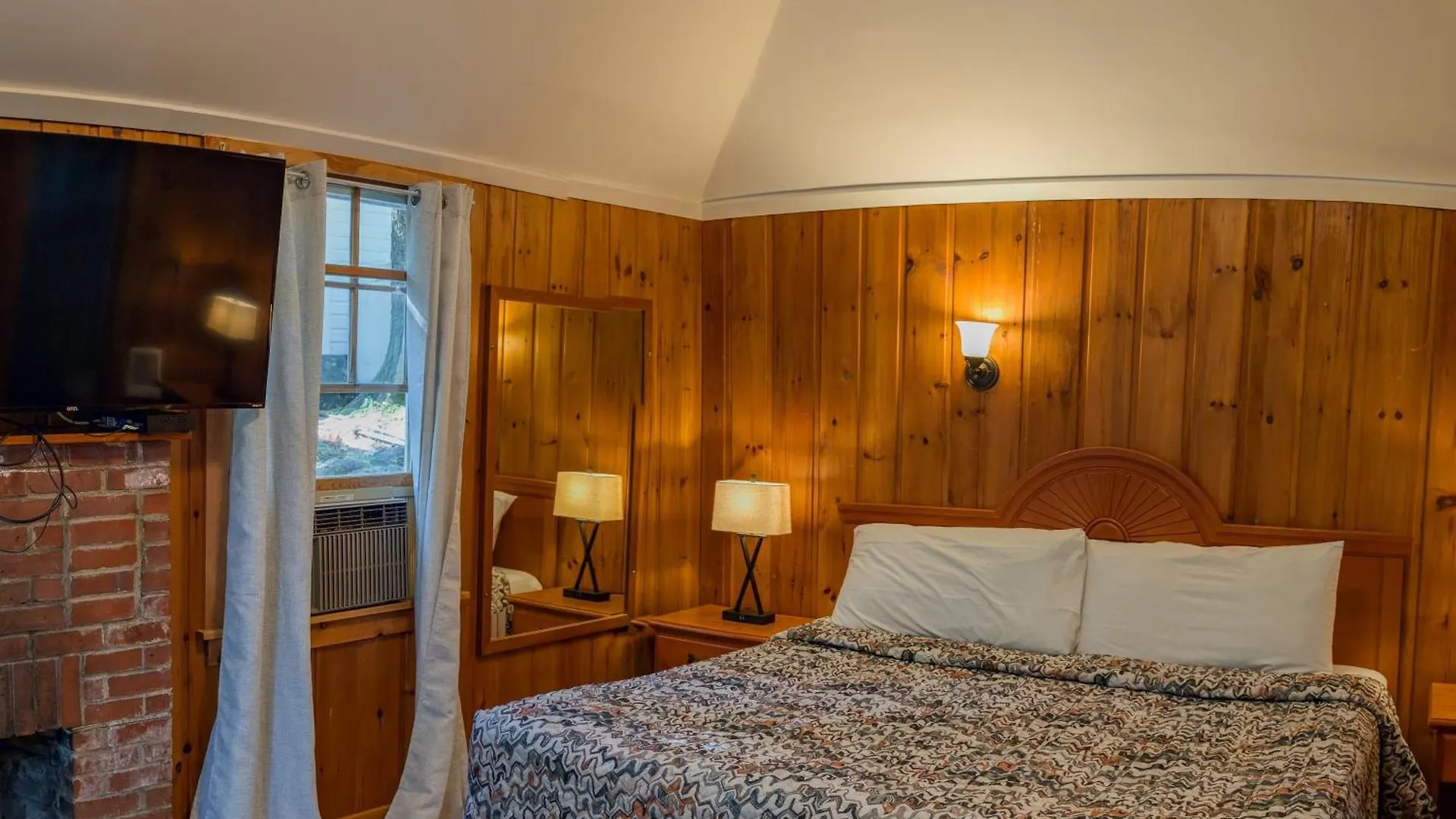 Motel Hinckleys Dreamwood *