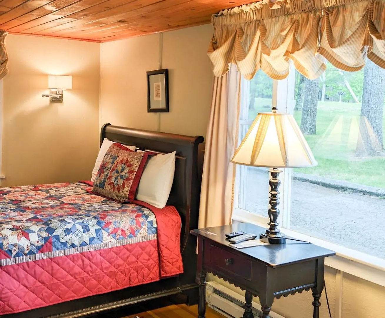 Motel Hinckleys Dreamwood *
