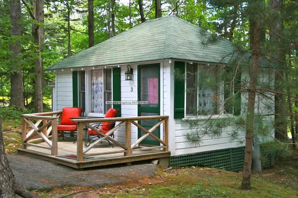 Hinckleys Dreamwood Motel *