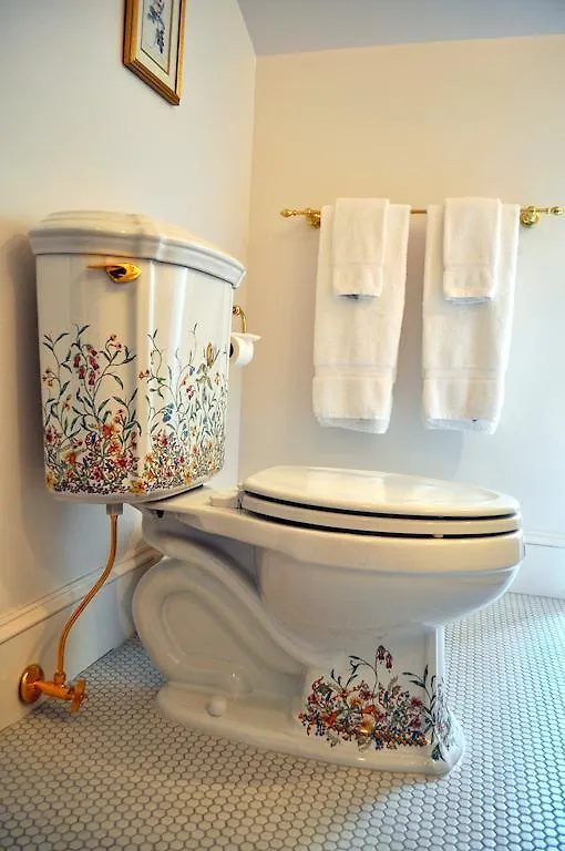 Bed & Breakfast Stone Throw