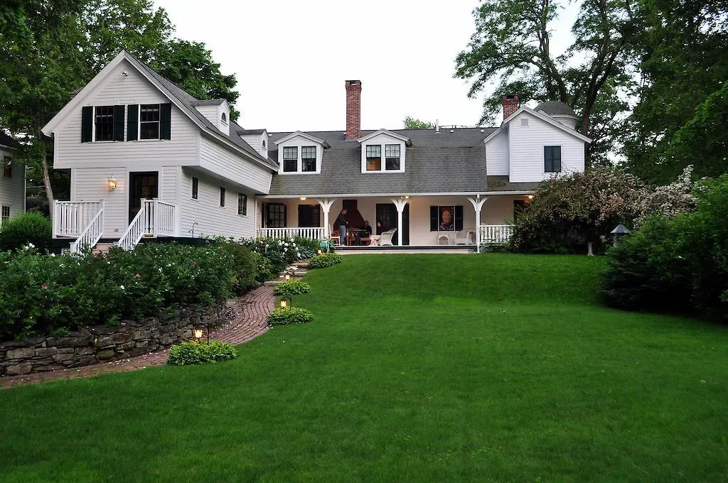 Stone Throw Bed & Breakfast Bar Harbor