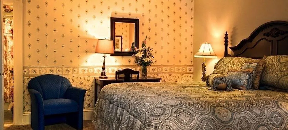 מלון Manor 3*