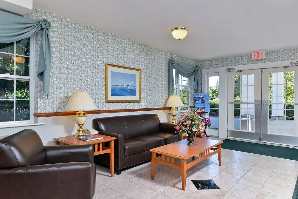 Acadia Hotel