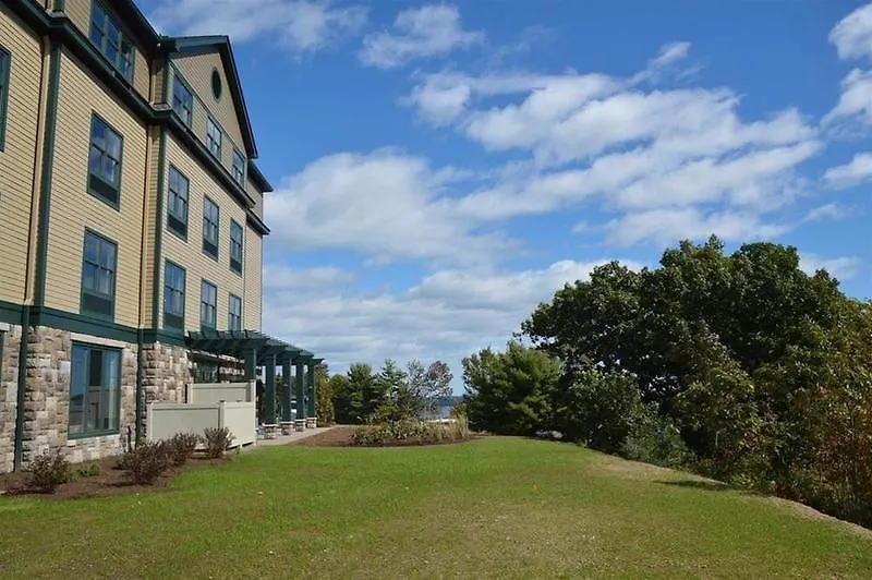 Hampton Hotel