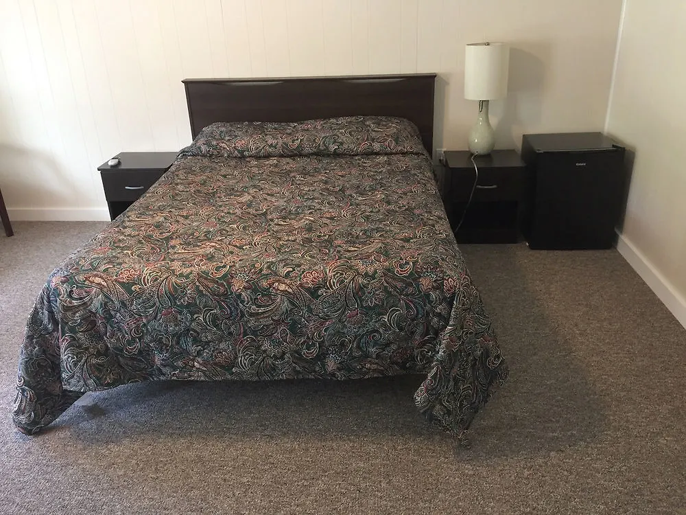 Motel Gallagher's Travels And *