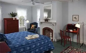B&B Yellow House 바 하버