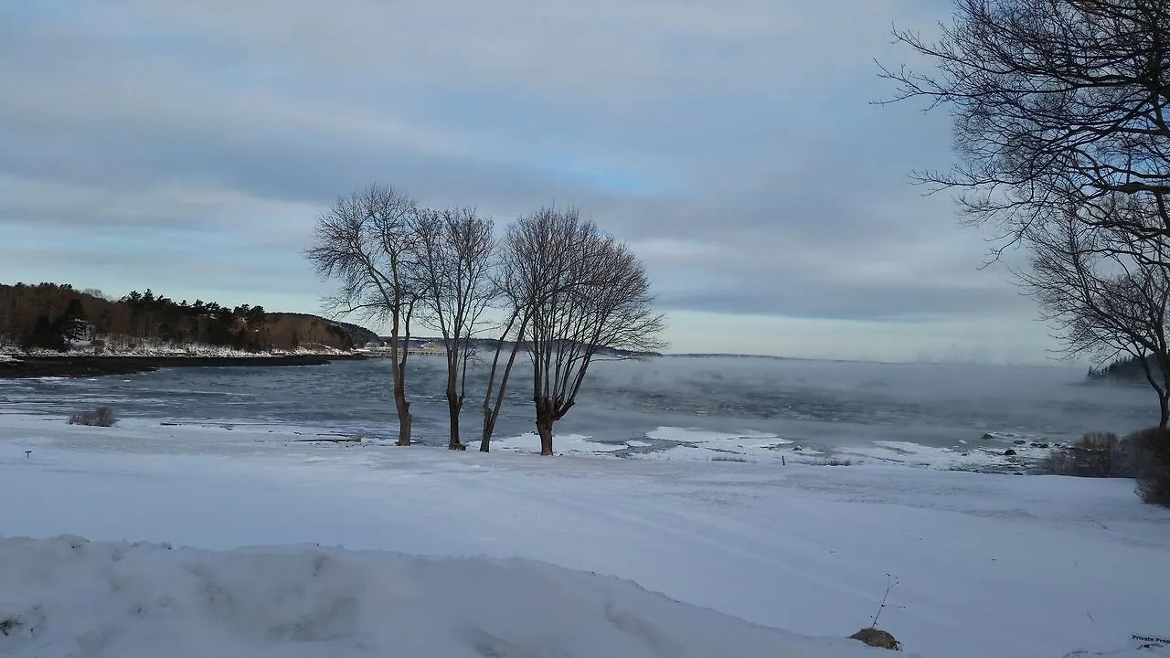 Inn Saltair Waterfront 3*