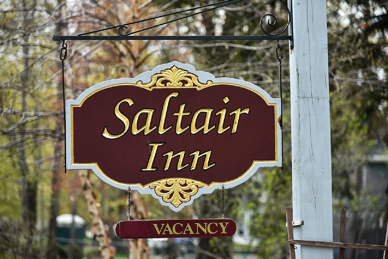 Saltair Waterfront אורחן 3*