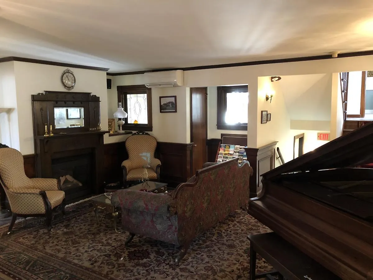 Hotel Ivy Manor Village Center