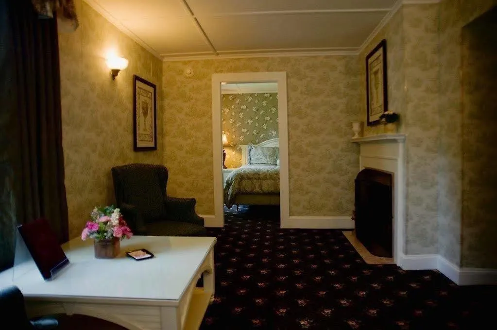 Hotel Manor