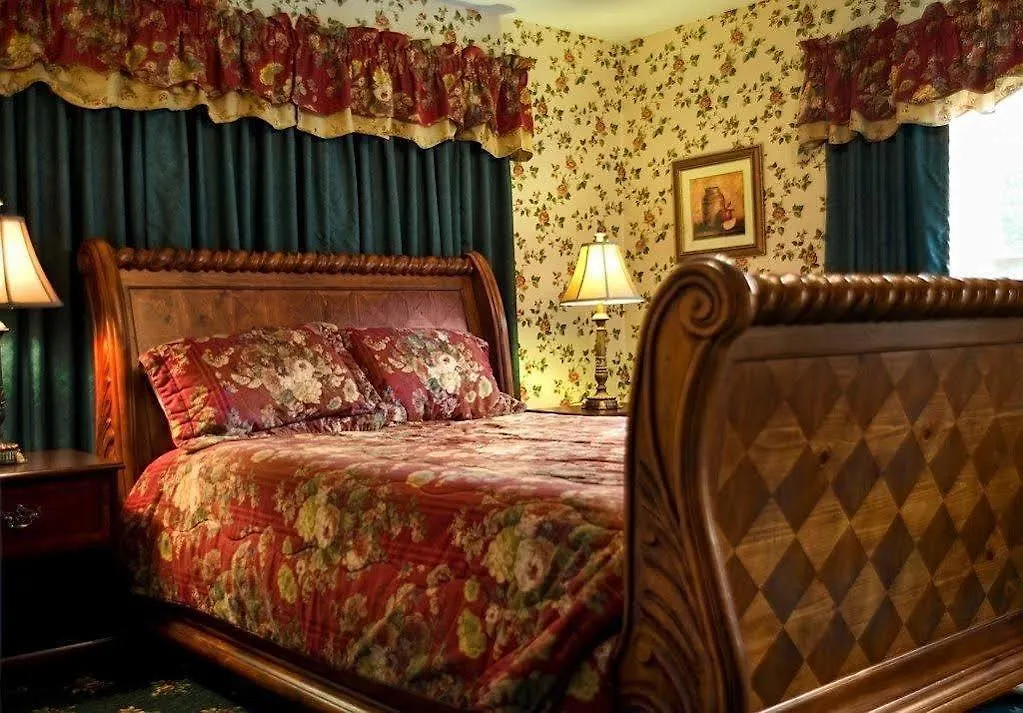 מלון Manor 3*
