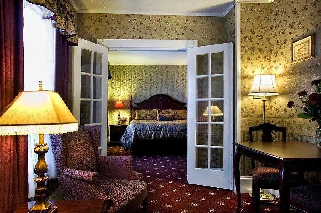 Manor 3*