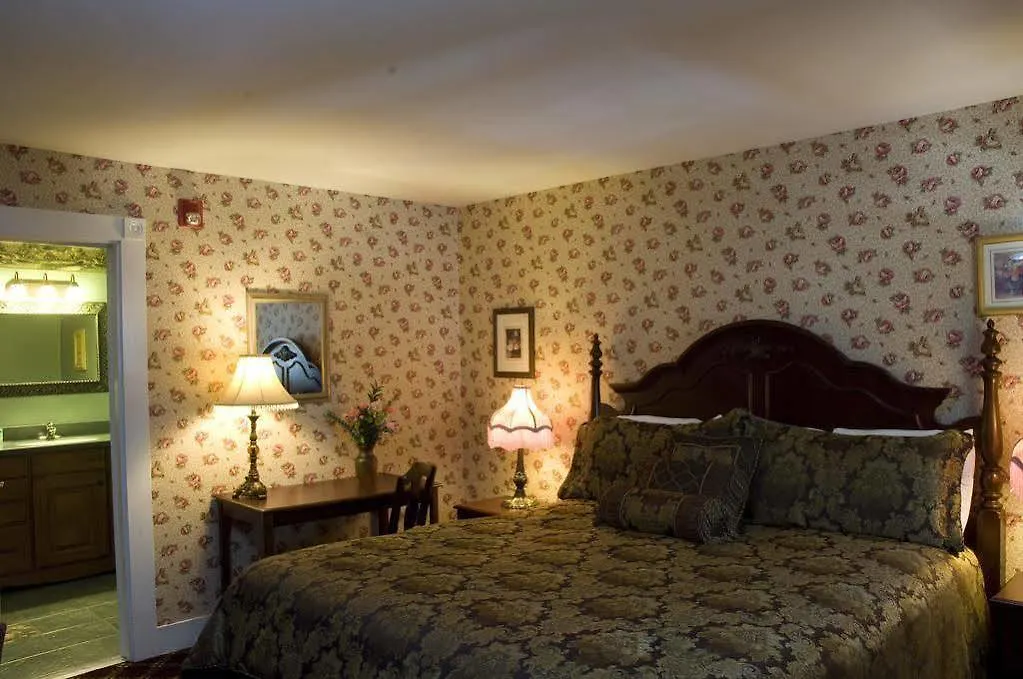 מלון Manor 3*