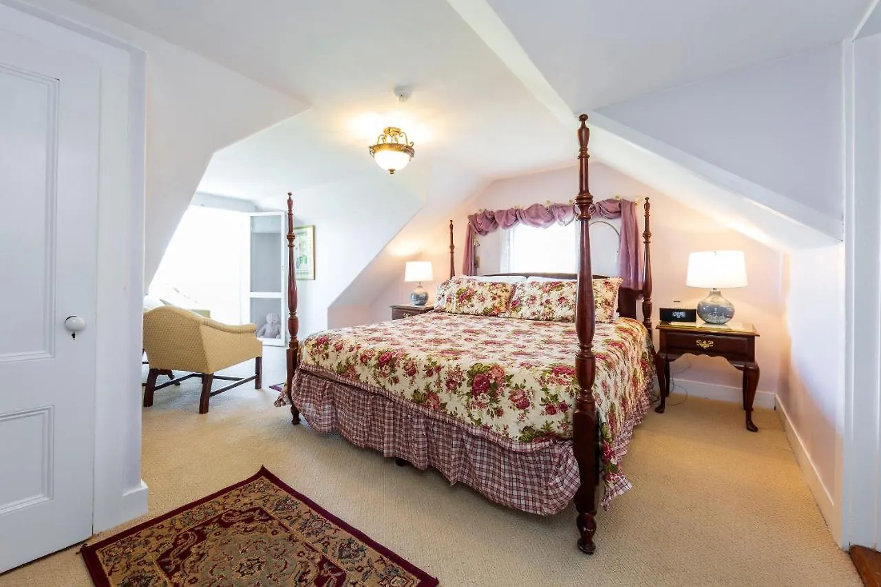 The Elmhurst 3* Bar Harbor