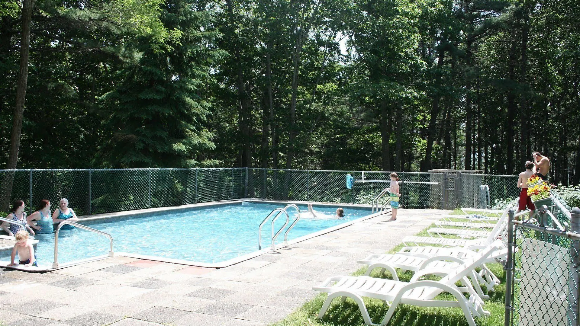 Apartment Hinckleys