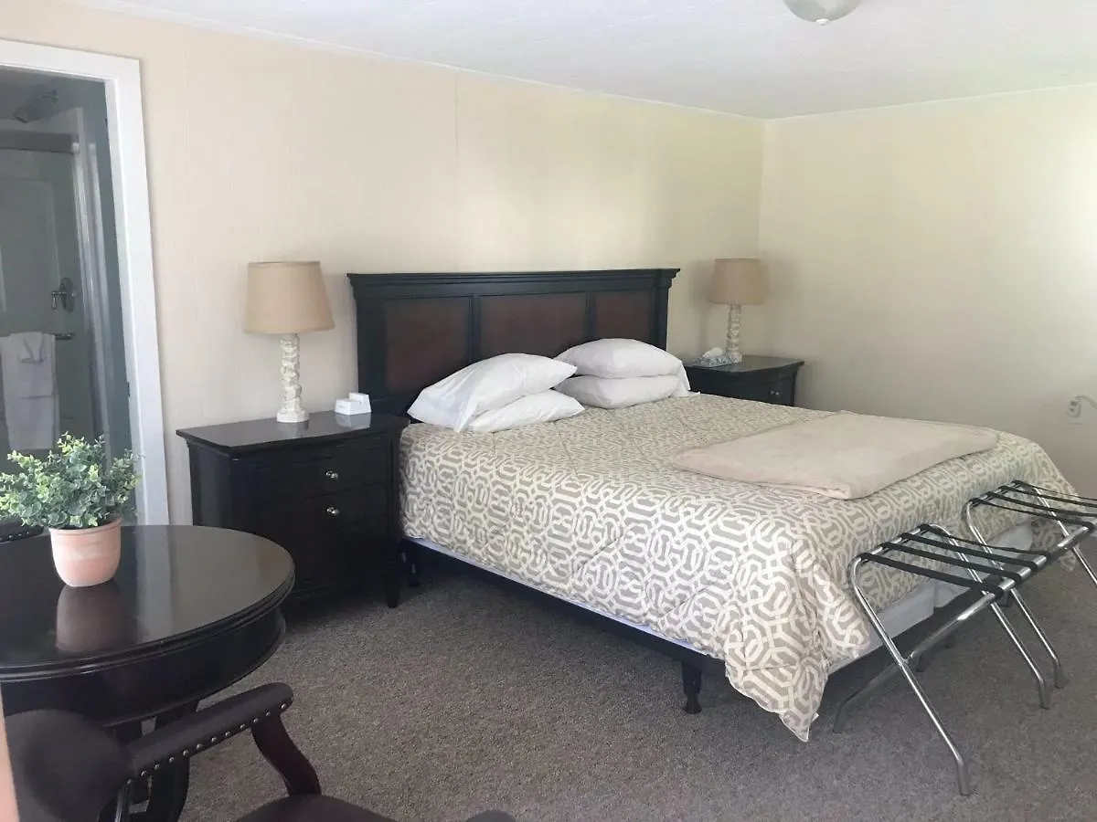 Motel Gallagher's Travels And Bar Harbor